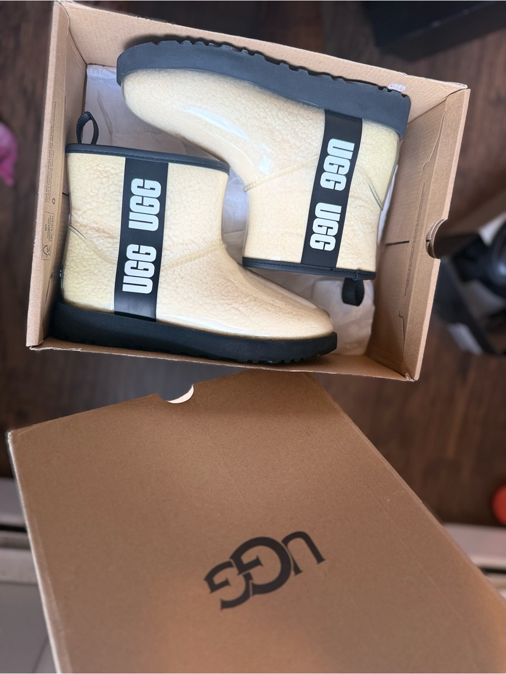 Ugg cream boots, size 6, Never worn